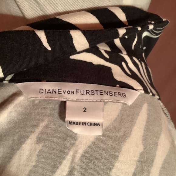 DVF Zebra Wrap Dress - Picture 5 of 5